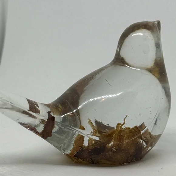 Unique Resin Elegant Bird Figurine - Brown and Clear - Picture 10 of 12